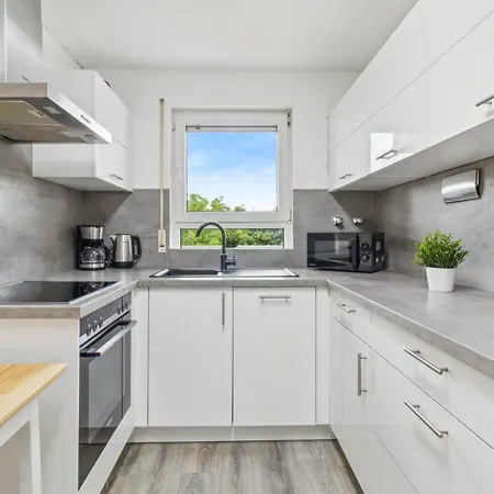 Monteur - Fuer Bis Zu 6 Personen In 63128 - Of03 Apartment *