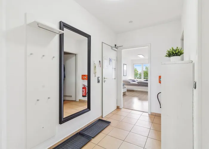 Monteur - Fuer Bis Zu 6 Personen In 63128 - Of03 Dietzenbach