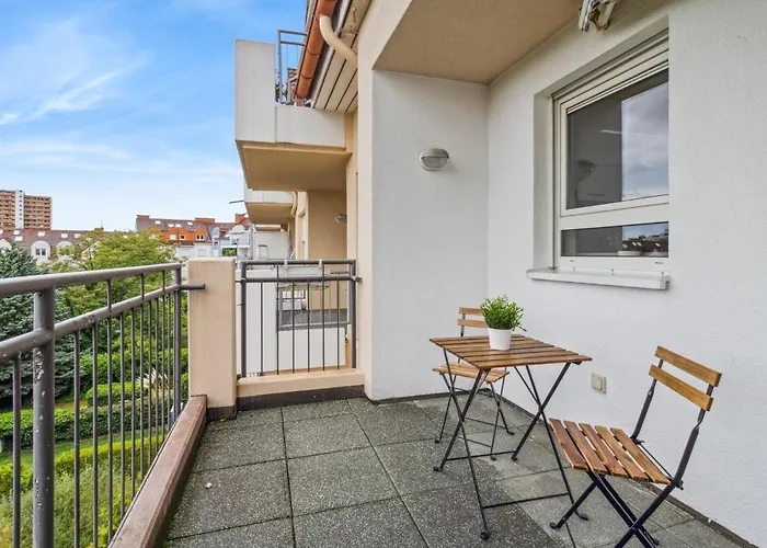 Monteur - Fuer Bis Zu 6 Personen In 63128 - Of03