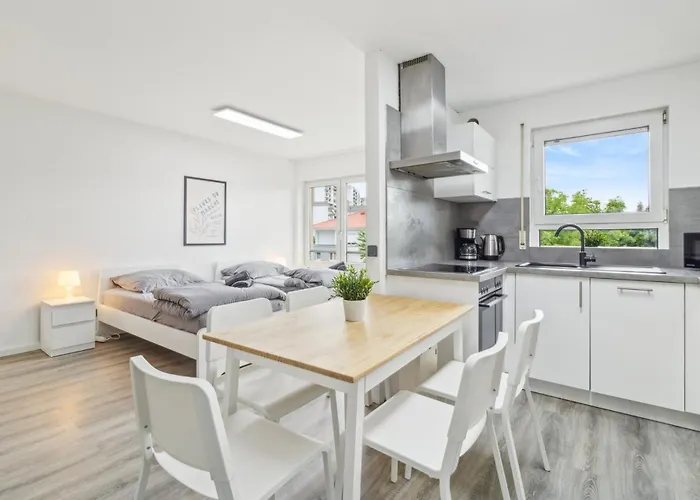 Monteur - Fuer Bis Zu 6 Personen In 63128 - Of03 Dietzenbach